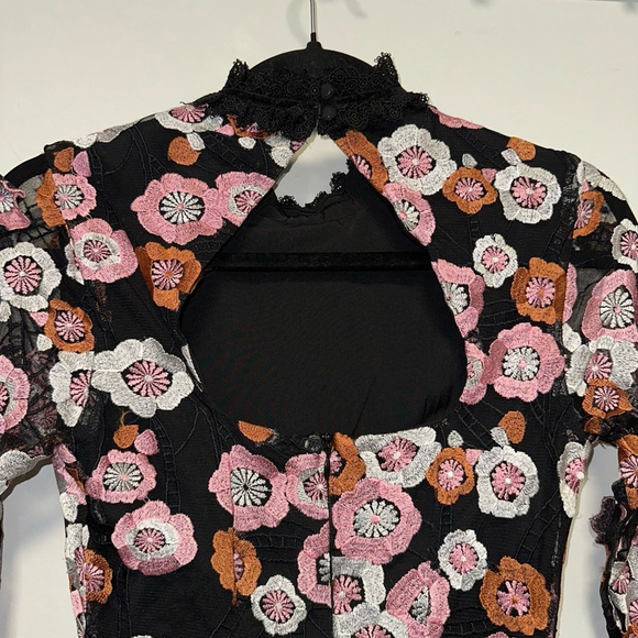 French Connection Lace Astrida 3D Embroidered Floral Mod XS Eur Black Size 4 US - Picture 7 of 16